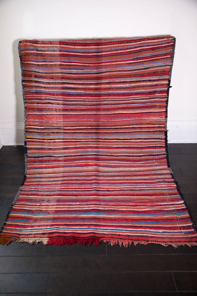 Reverse side of Chichaoua rug showing beautiful patterned flat-weave design. 